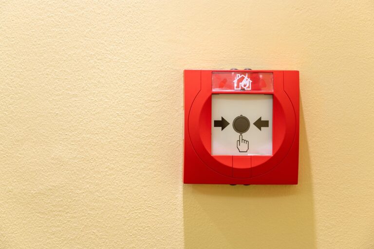 éteindre alarme incendie bâtiment